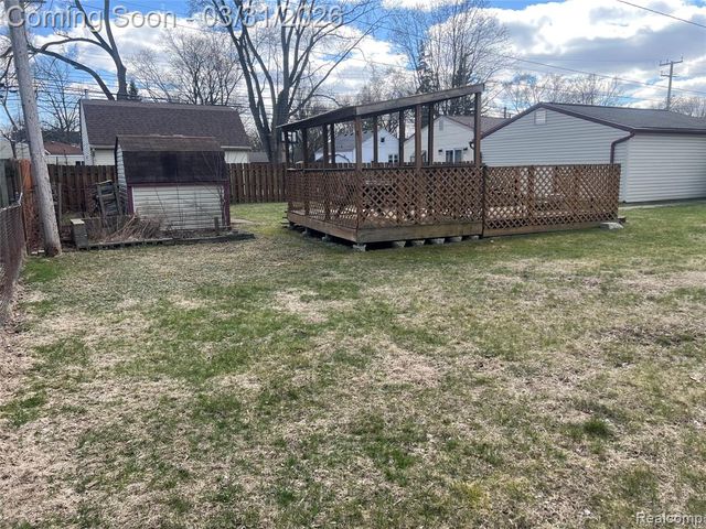 20408 Saint Francis Street, Livonia, MI 48152