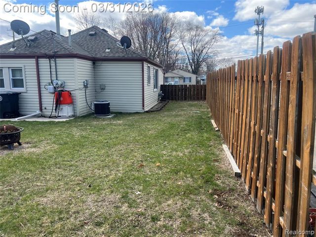 20408 Saint Francis Street, Livonia, MI 48152