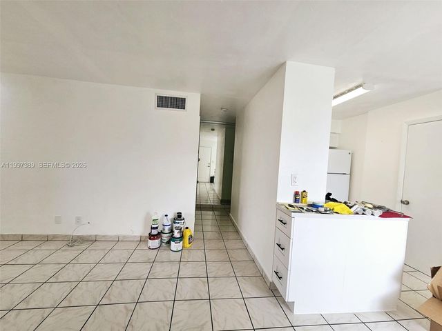 8701 SW 141st St B8, Palmetto Bay, FL 33176