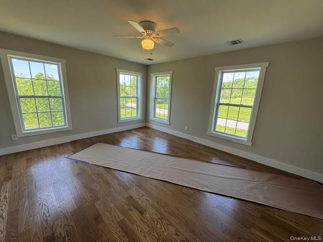 21 Harcourt Cosman Drive, Newburgh, NY 12550