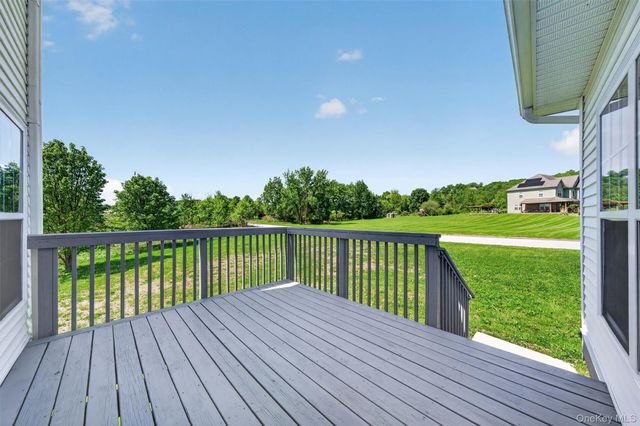 21 Harcourt Cosman Drive, Newburgh, NY 12550