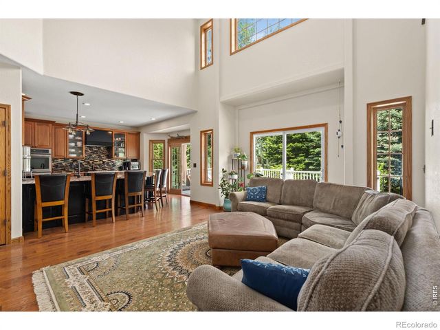 4601 Twin Peaks Court, Loveland, CO 80537
