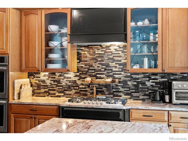 4601 Twin Peaks Court, Loveland, CO 80537
