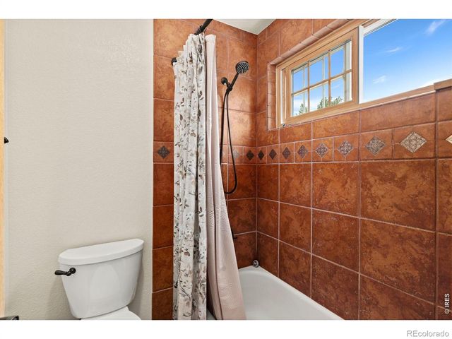 4601 Twin Peaks Court, Loveland, CO 80537