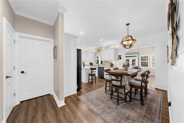 2638 Waters Edge Drive, Gainesville, GA 30504