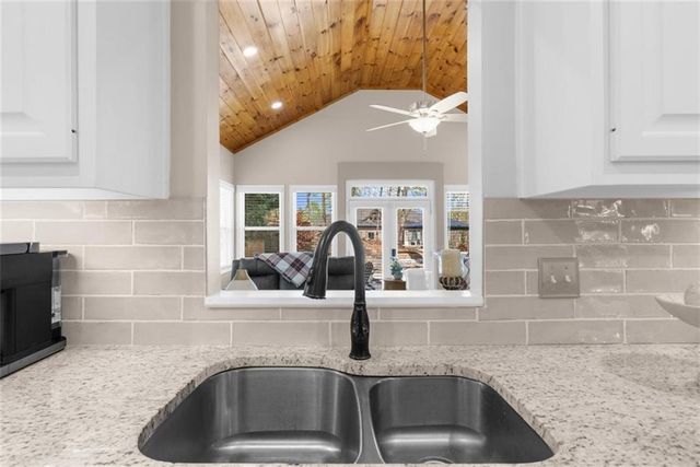 2638 Waters Edge Drive, Gainesville, GA 30504