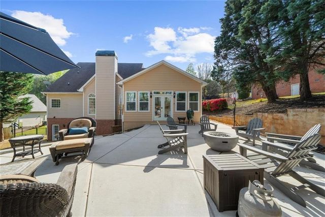 2638 Waters Edge Drive, Gainesville, GA 30504