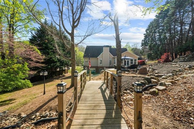 2638 Waters Edge Drive, Gainesville, GA 30504