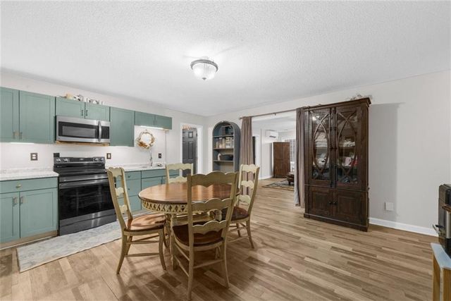 2638 Waters Edge Drive, Gainesville, GA 30504