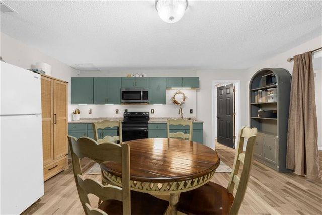 2638 Waters Edge Drive, Gainesville, GA 30504