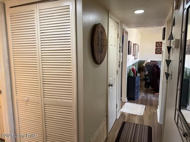 7703 Mango Dr, Louisville, KY 40258