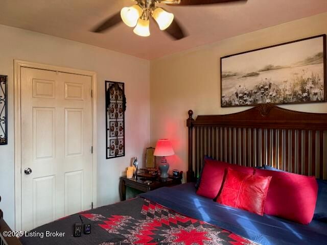 7703 Mango Dr, Louisville, KY 40258