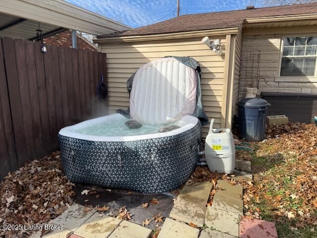 7703 Mango Dr, Louisville, KY 40258