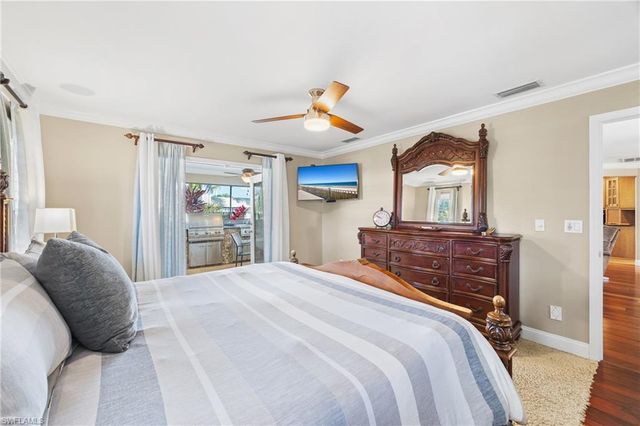 1412 Windsor CT, Cape Coral, FL 33904