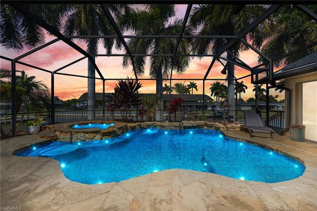1412 Windsor CT, Cape Coral, FL 33904