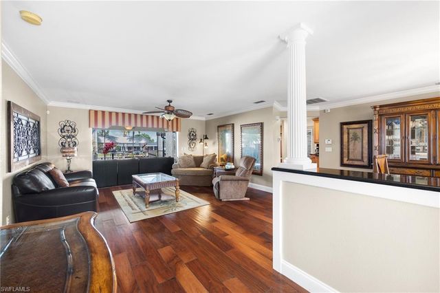1412 Windsor CT, Cape Coral, FL 33904