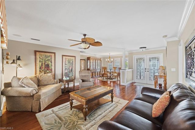 1412 Windsor CT, Cape Coral, FL 33904