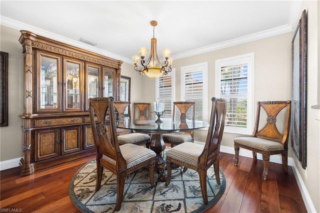 1412 Windsor CT, Cape Coral, FL 33904