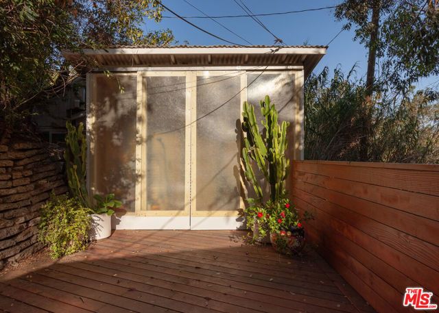 2108 Tavern Trail, Los Angeles, CA 90046