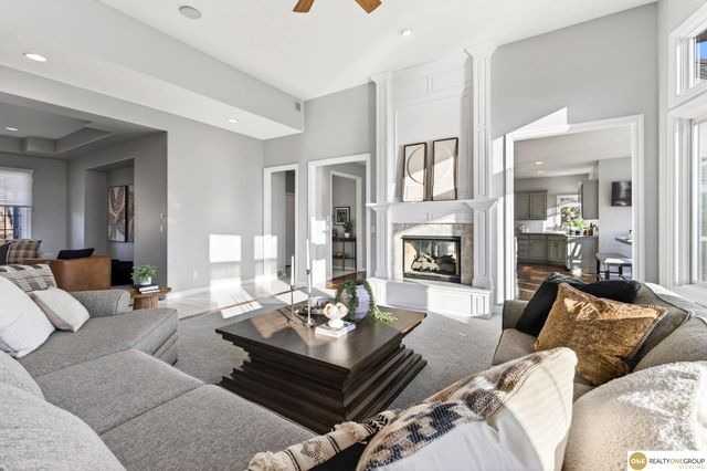 9901 S 176th Street, Omaha, NE 68136