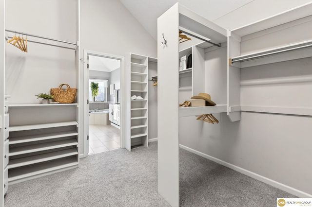 9901 S 176th Street, Omaha, NE 68136