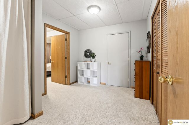 9901 S 176th Street, Omaha, NE 68136