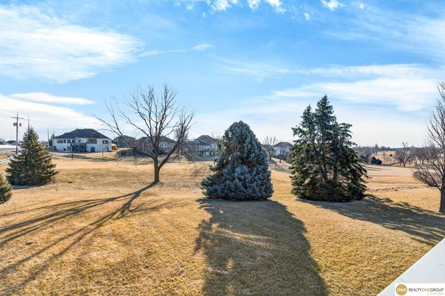 9901 S 176th Street, Omaha, NE 68136