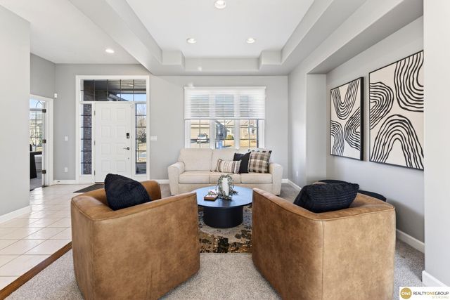 9901 S 176th Street, Omaha, NE 68136