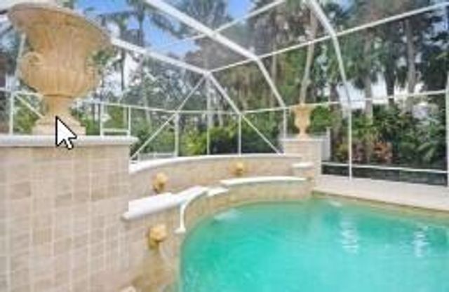 8370 Whispering Oak Way, West Palm Beach, FL 33411