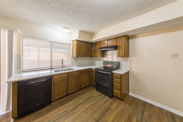 2814 Lancer Lane, Garland, TX 75044