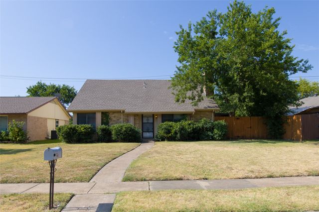 2814 Lancer Lane, Garland, TX 75044