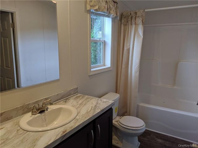 16 SHORE Lane, Burlingham, NY 12722