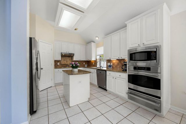 2703 Winding Run Lane, Katy, TX 77494