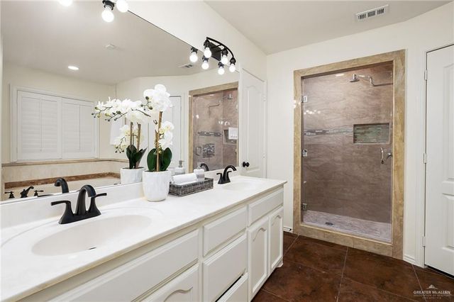 4716 W Jasmine Avenue, Mcallen, TX 78501