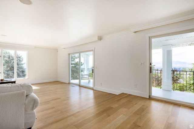 325 N FEDERAL HEIGHTS CIR, Salt Lake City, UT 84103