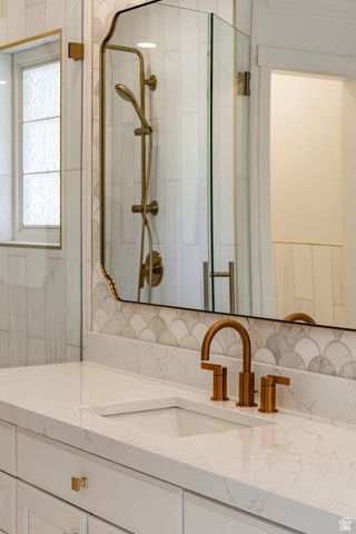 325 N FEDERAL HEIGHTS CIR, Salt Lake City, UT 84103