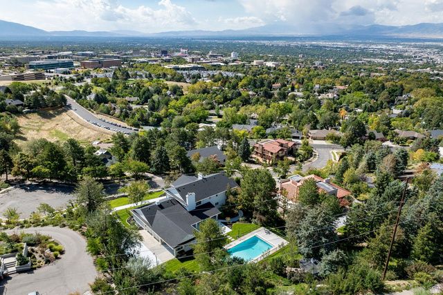 325 N FEDERAL HEIGHTS CIR, Salt Lake City, UT 84103