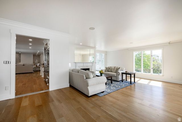 325 N FEDERAL HEIGHTS CIR, Salt Lake City, UT 84103
