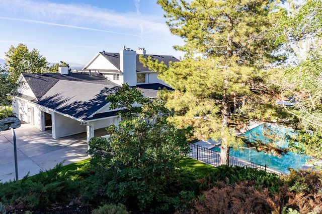 325 N FEDERAL HEIGHTS CIR, Salt Lake City, UT 84103