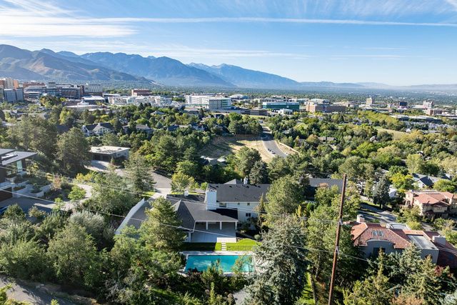 325 N FEDERAL HEIGHTS CIR, Salt Lake City, UT 84103