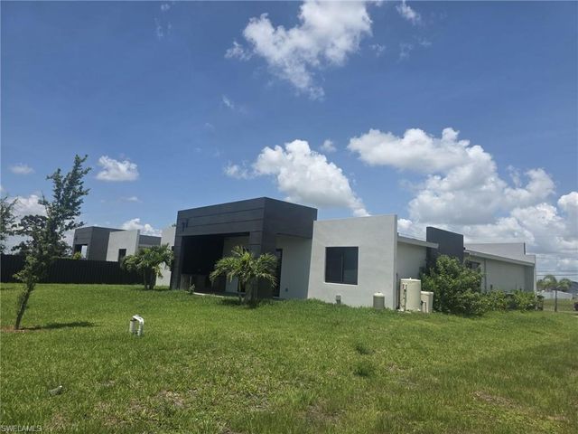 1220 Chiquita BLVD N, Cape Coral, FL 33993