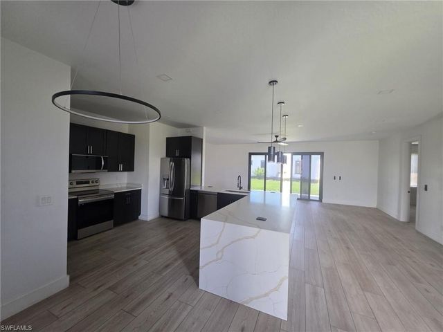 1220 Chiquita BLVD N, Cape Coral, FL 33993