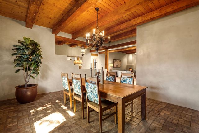 3 Camino Osito, Santa Fe, NM 87505