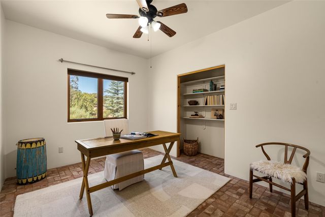 3 Camino Osito, Santa Fe, NM 87505