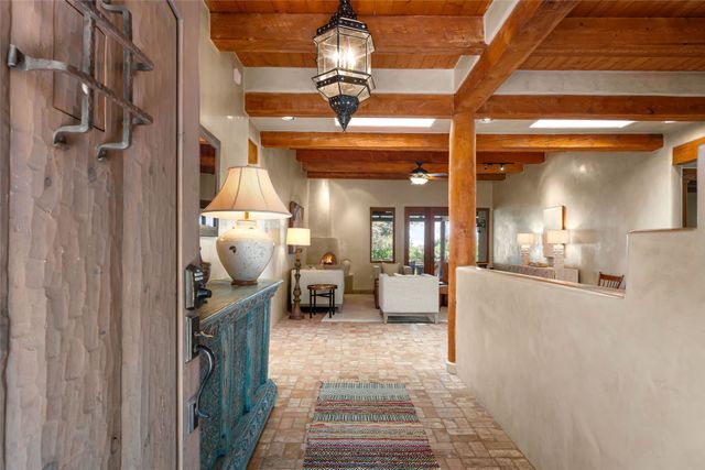 3 Camino Osito, Santa Fe, NM 87505