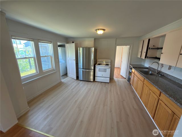1409 NW 54th Street, Seattle, WA 98107