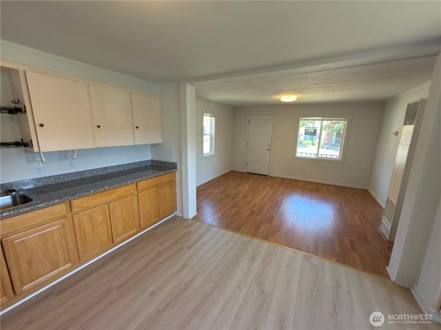 1409 NW 54th Street, Seattle, WA 98107
