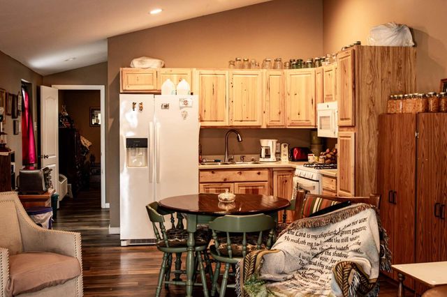 217 N Cave Springs Road, Somerset, KY 42503