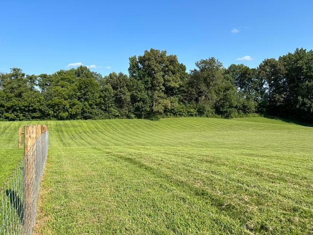 217 N Cave Springs Road, Somerset, KY 42503