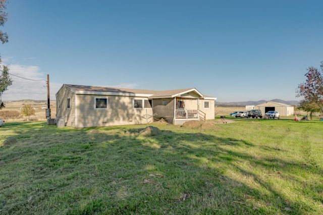 3455 Hokan Ln, Wheatland, CA 95692